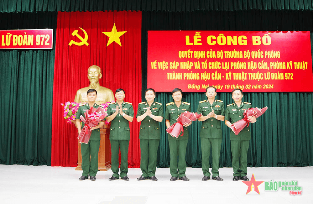 Lữ đoàn 972 sáp nhập và tổ chức lại cơ quan Hậu cần-Kỹ thuật