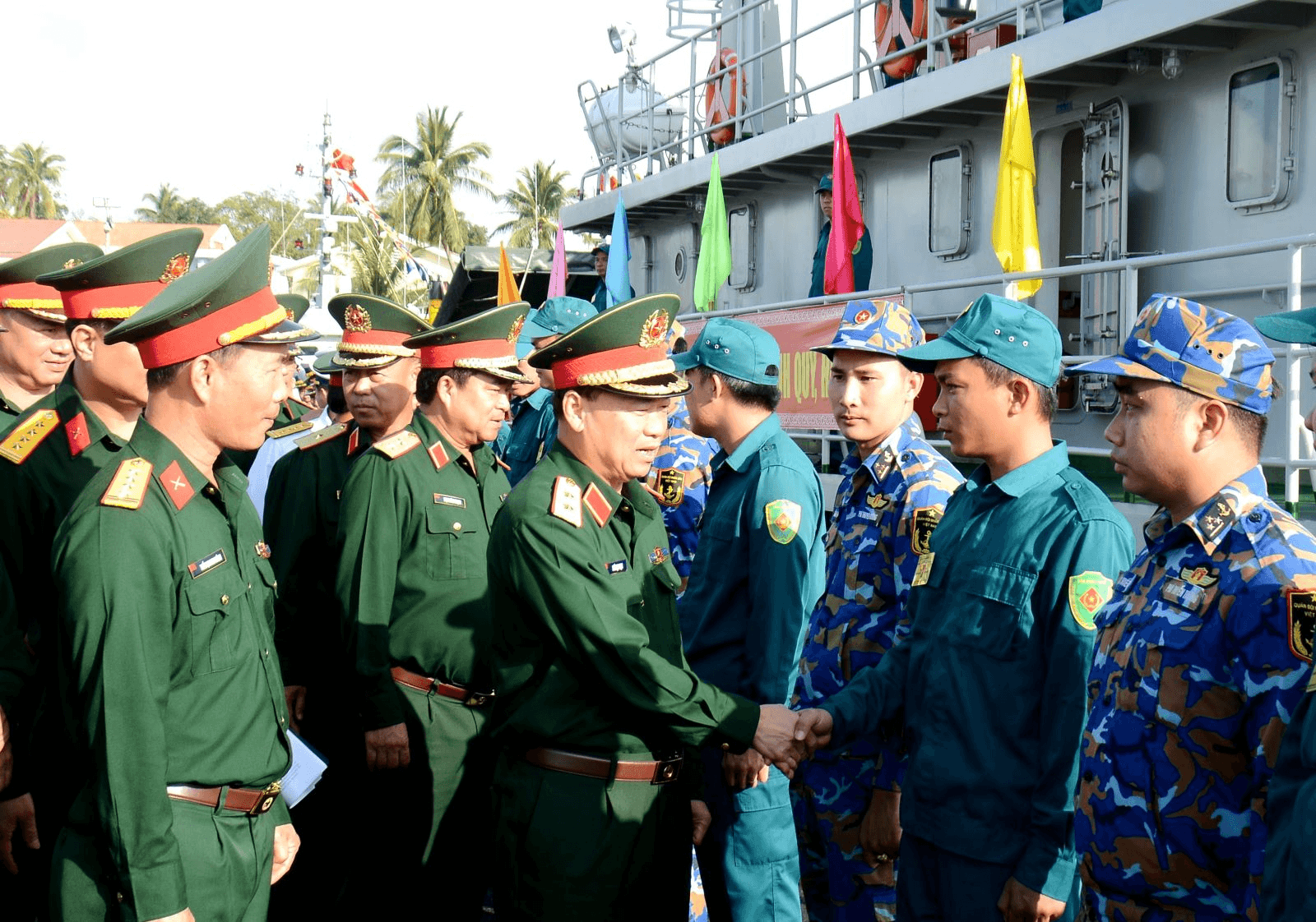 Quân khu 5 tập trung thực hiện hiệu quả 3 khâu đột phá