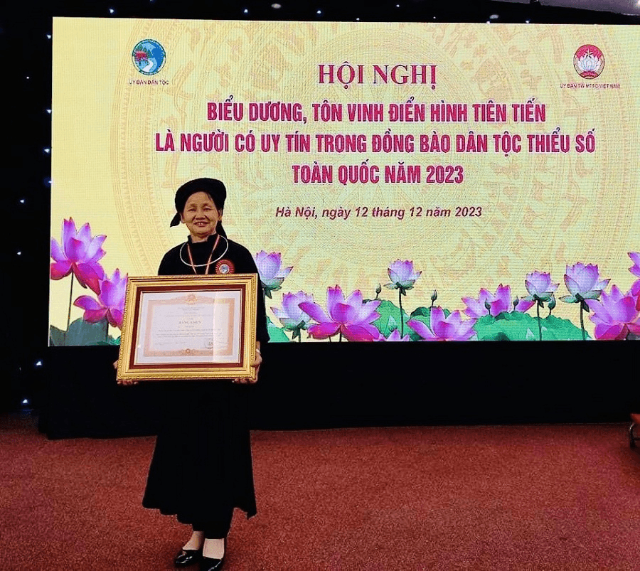 Tâm huyết với cây chè quê hương