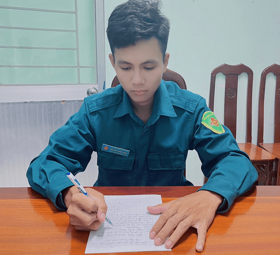 Diễn đàn LỜI HỨA VỚI HẬU PHƯƠNG: Đảng viên trẻ vùng biên tình nguyện lên đường nhập ngũ