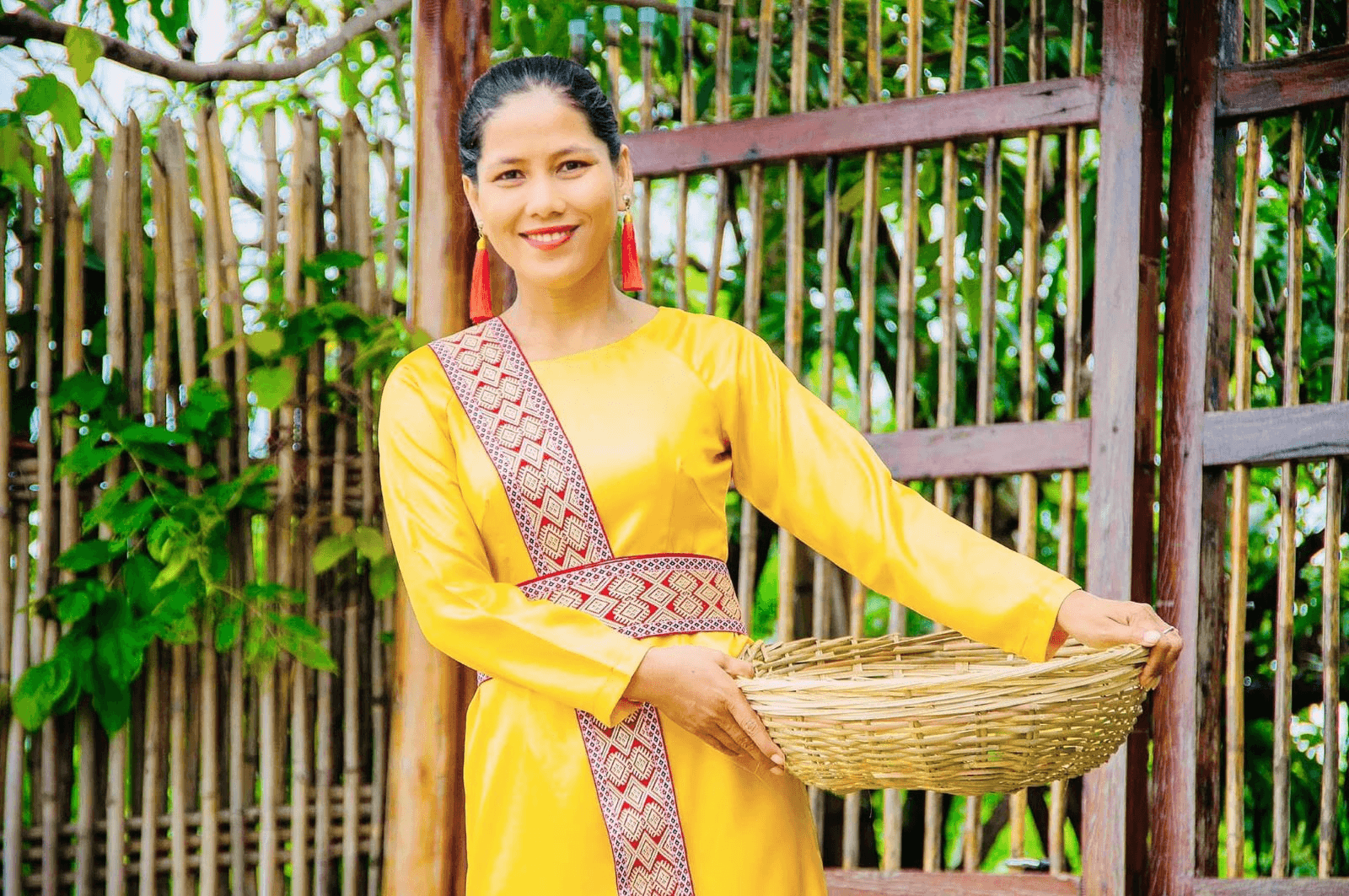Tôn vinh di sản thi ca các dân tộc Việt Nam