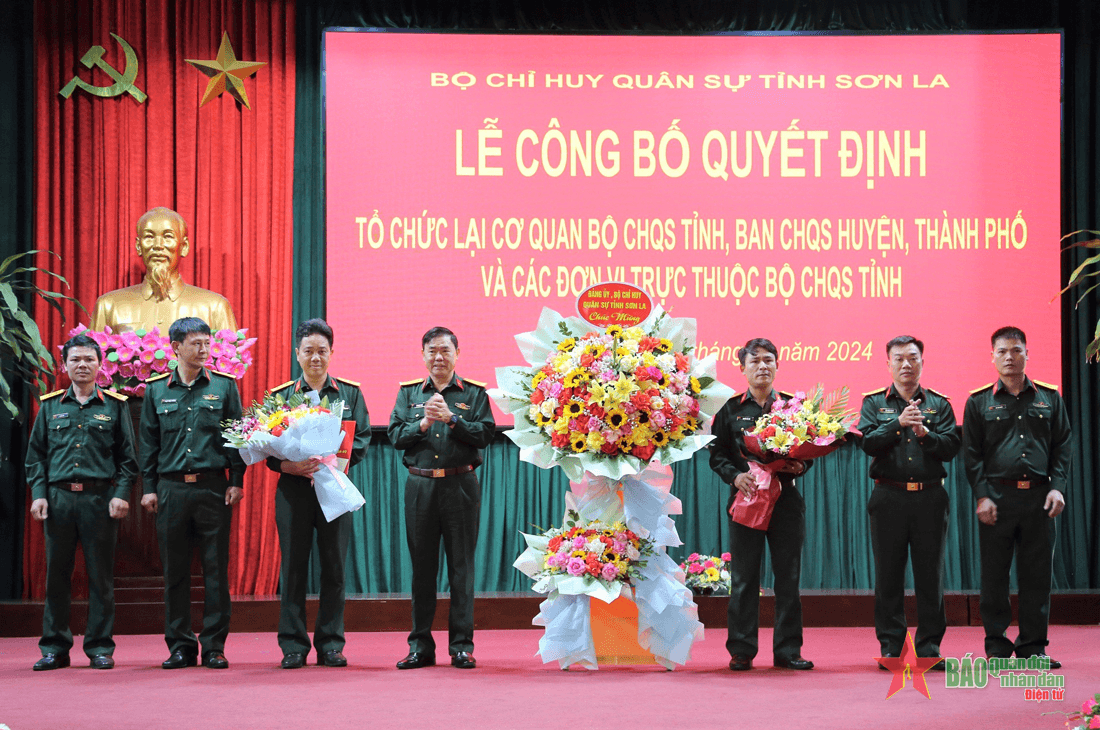 Bộ Chỉ huy Quân sự tỉnh Sơn La sáp nhập và tổ chức lại các cơ quan, đơn vị trực thuộc