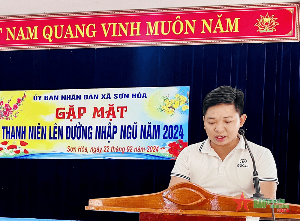 DIỄN ĐÀN LỜI HỨA VỚI HẬU PHƯƠNG: Thanh niên mồ côi tình nguyện nhập ngũ