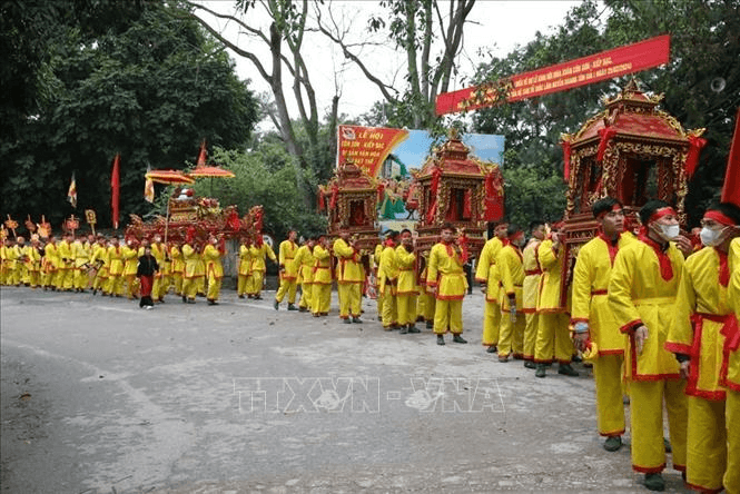 Khai hội mùa xuân Côn Sơn - Kiếp Bạc