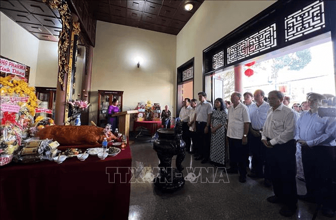 Cần Thơ tổ chức Lễ giỗ Đức Y Tổ Hải Thượng Lãn Ông Lê Hữu Trác lần thứ 233