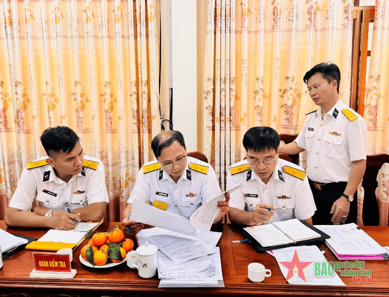 Quân chủng Hải quân kiểm tra chuẩn bị ra quân huấn luyện đối với Lữ đoàn 125, Vùng 2 Hải quân