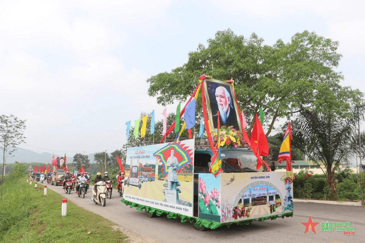 Mùa xuân tôn vinh tư tưởng “sống vì mọi người” của Hải Thượng Lãn Ông
