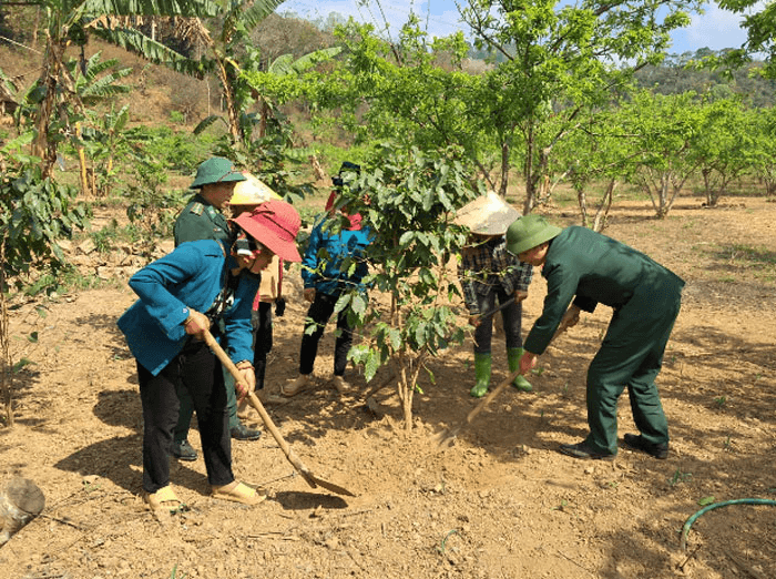 Giúp người dân vùng biên thoát nghèo