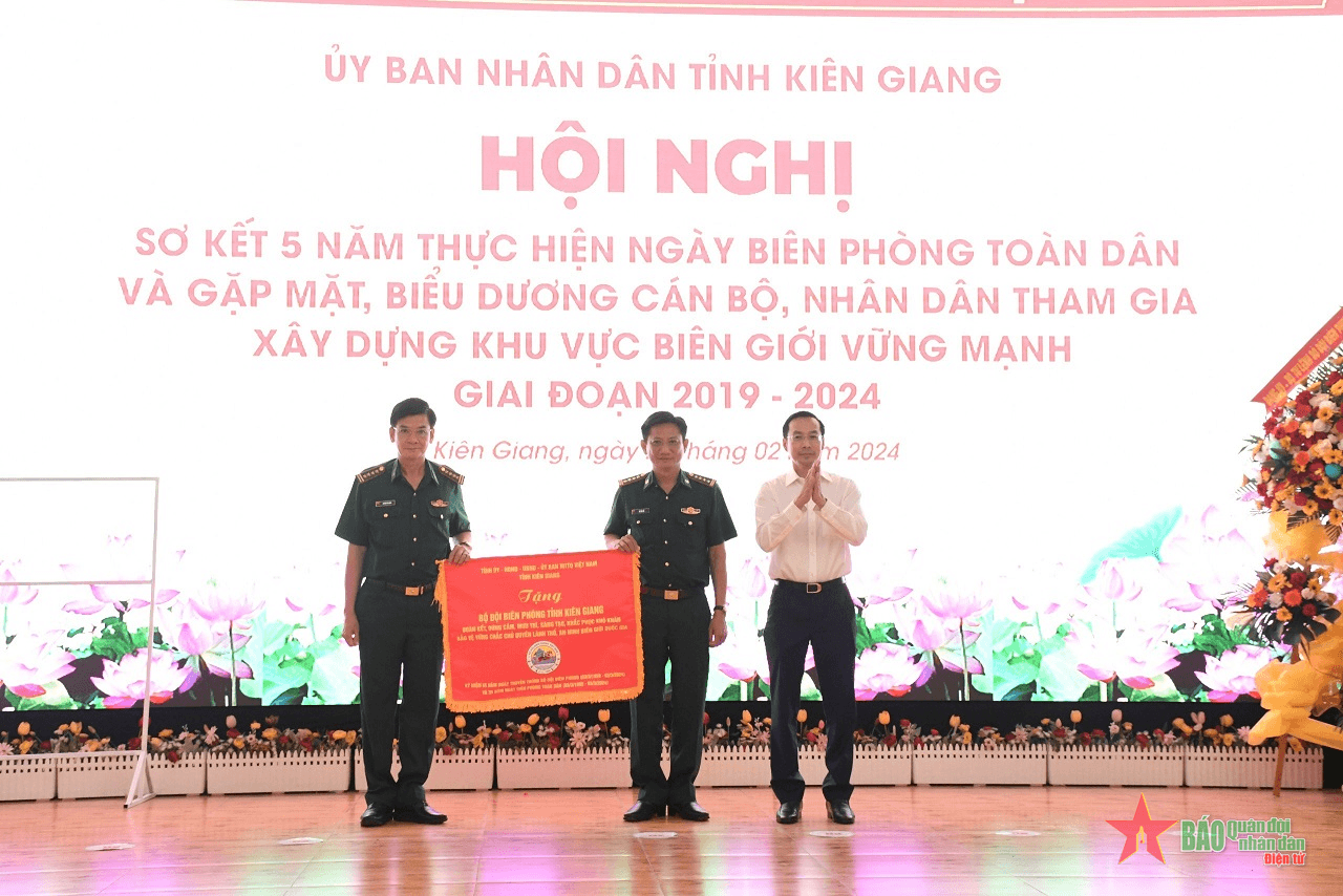 Kiên Giang: 202 hộ và 816 cá nhân đăng ký tự quản đường biên, cột mốc