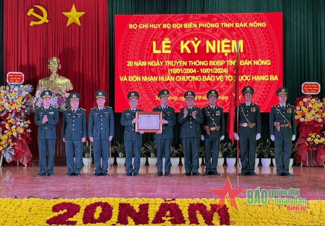 Bộ đội Biên phòng tỉnh Đắk Nông đón nhận Huân chương Bảo vệ Tổ quốc hạng Ba