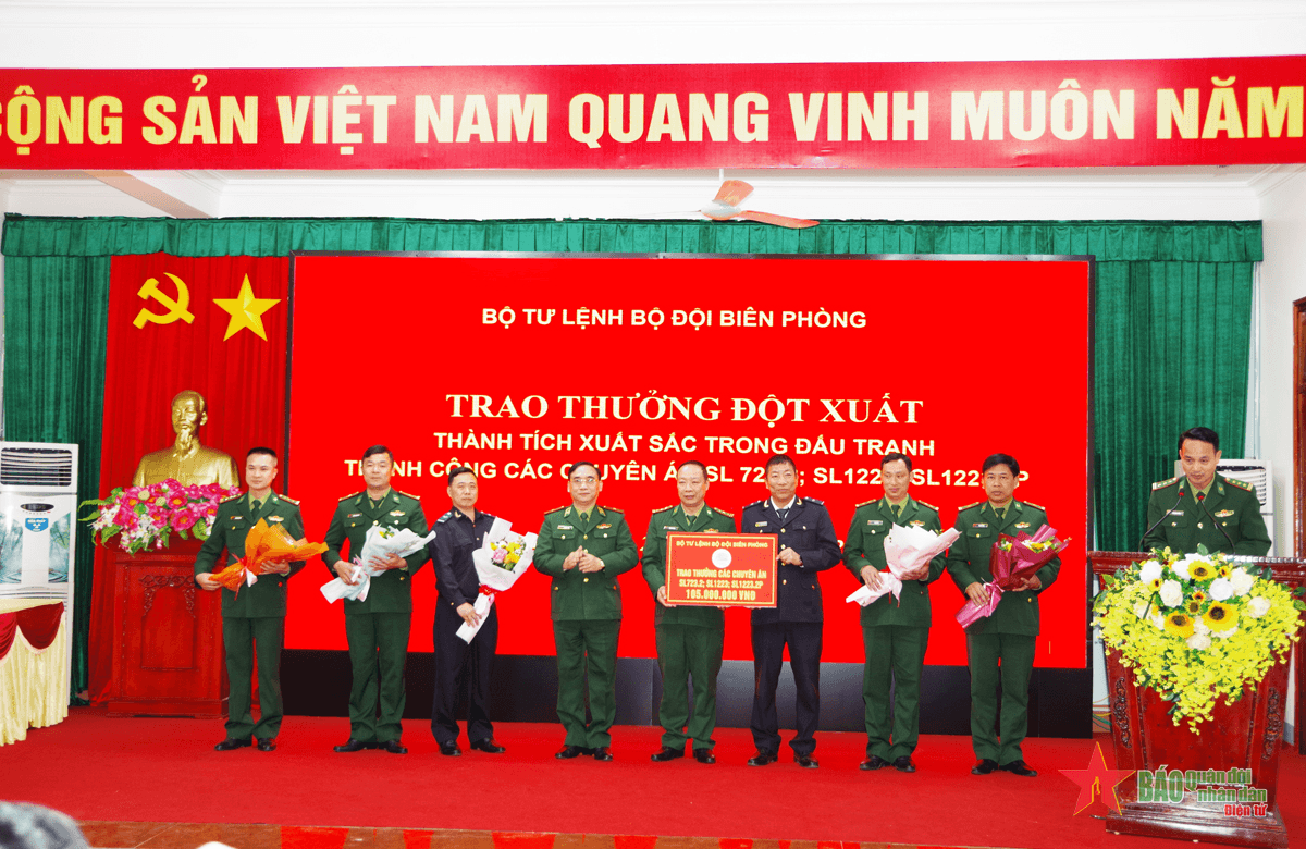 Bộ đội Biên phòng tỉnh Sơn La khen thưởng lực lượng phá chuyên án ma túy