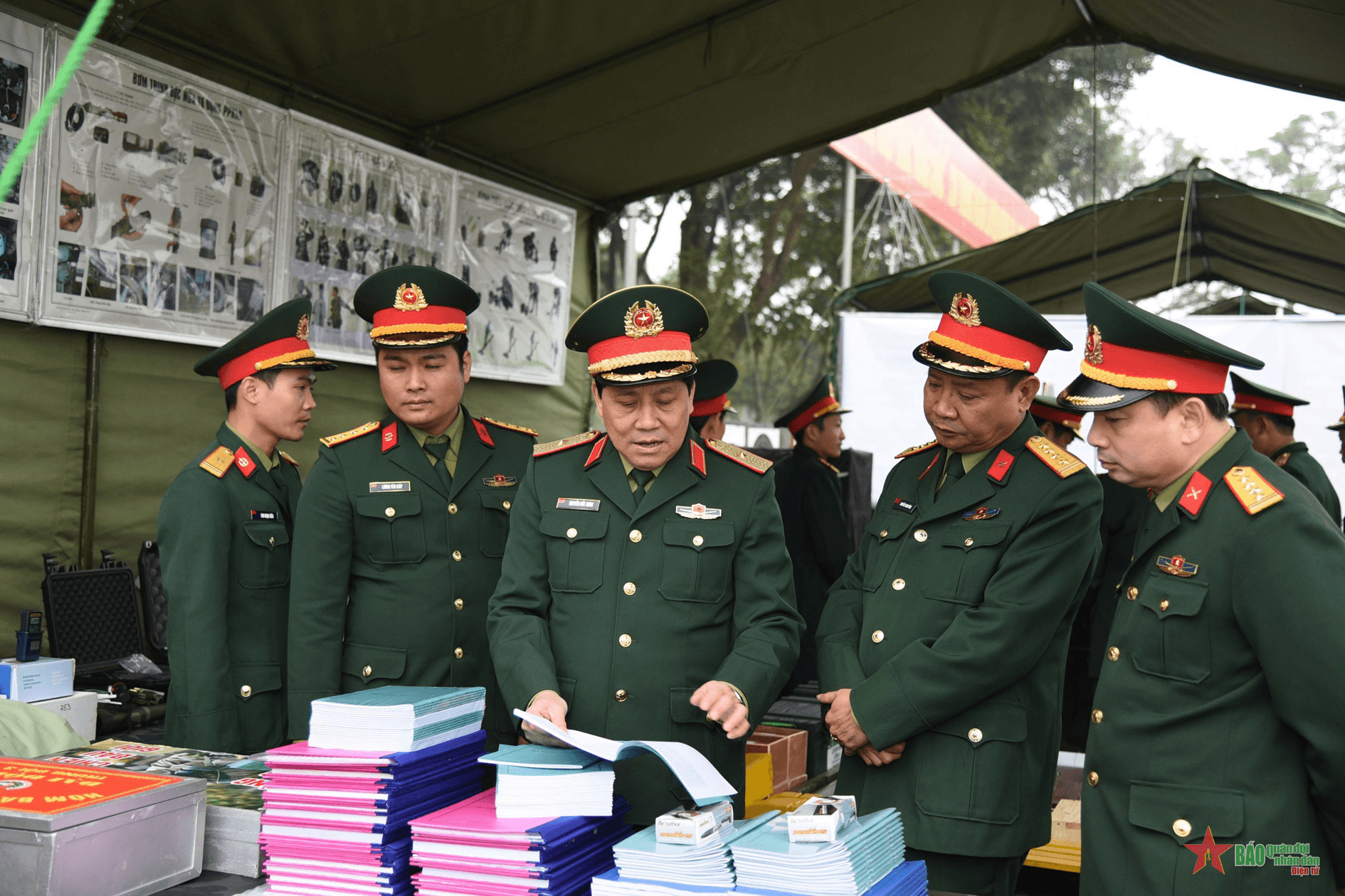 Quân đoàn 12 huấn luyện khai thác, sử dụng có hiệu quả các loại vũ khí trang bị kỹ thuật