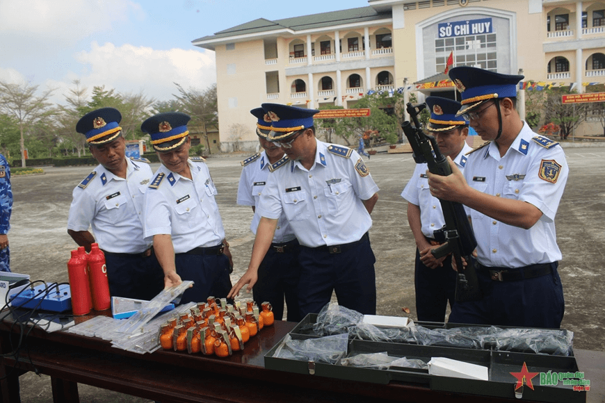 Hải đoàn 42 quyết tâm đạt thành tích cao trong phong trào thi đua huấn luyện