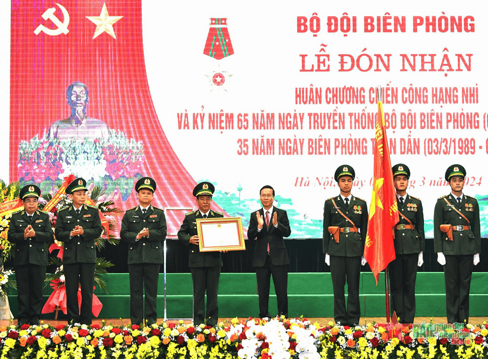 Bộ đội Biên phòng đón nhận Huân chương Chiến công hạng Nhì
