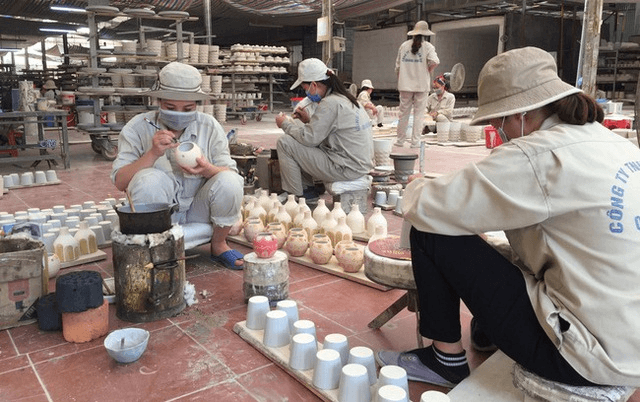 Lăng kính văn hóa: Chăm lo nghệ nhân thủ công mỹ nghệ