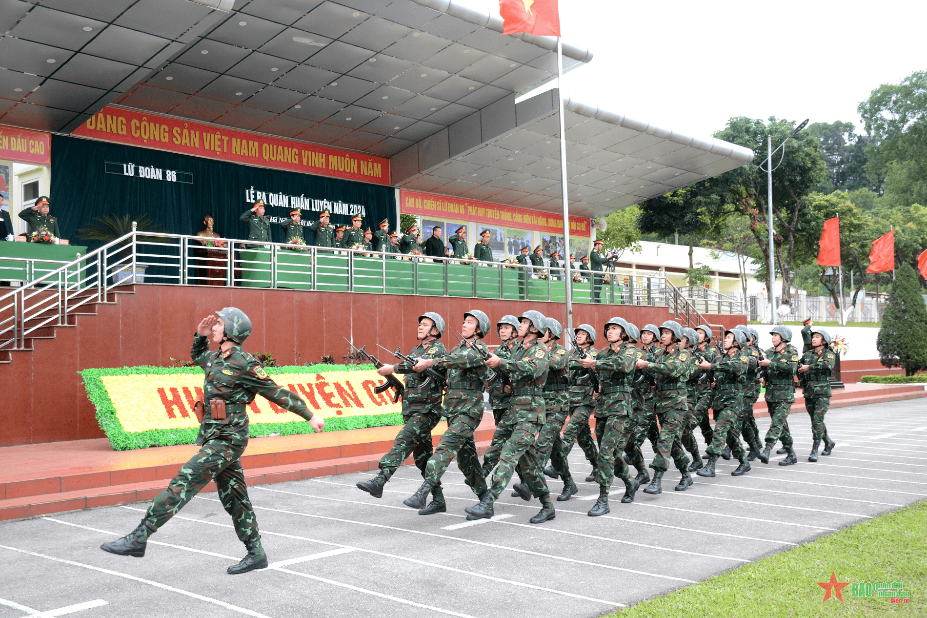 Thượng tướng Nguyễn Văn Nghĩa dự Lễ ra quân huấn luyện năm 2024 tại Lữ đoàn 86
