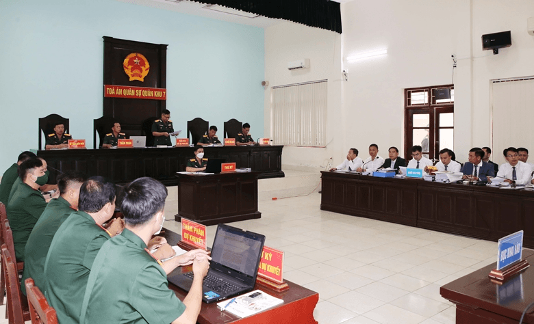 Thẩm quyền xét xử sơ thẩm của tòa án quân sự các cấp thế nào?
