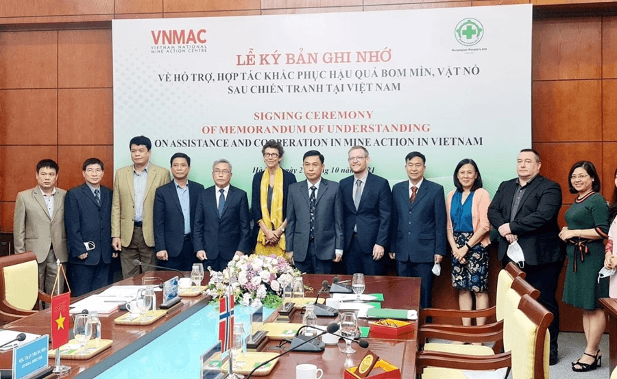Trung tâm Hành động bom mìn quốc gia Việt Nam: Vững bước tiến lên trên chặng đường gian khó