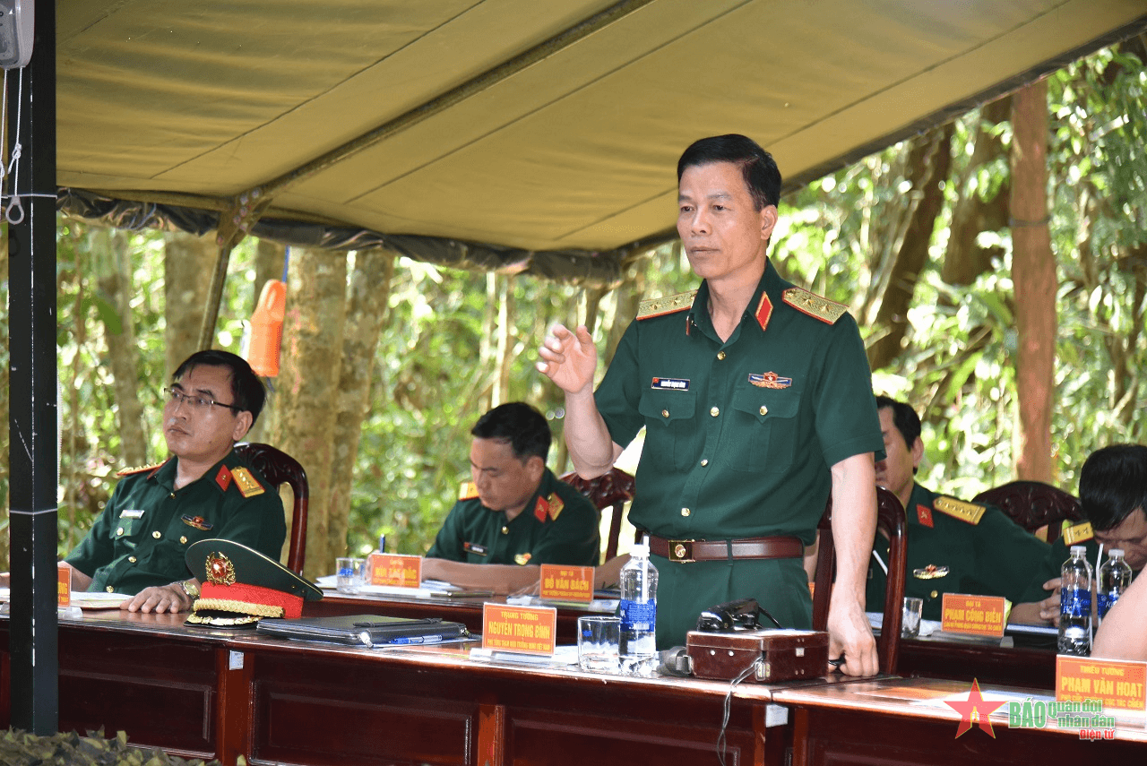 Bộ Tổng Tham mưu kết luận kiểm tra sẵn sàng chiến đấu tại Lữ đoàn 950 (Quân khu 9)