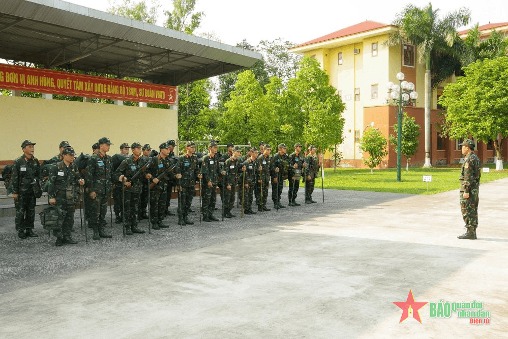 Sư đoàn 968 (Quân khu 4) luyện tập chuyển trạng thái sẵn sàng chiến đấu