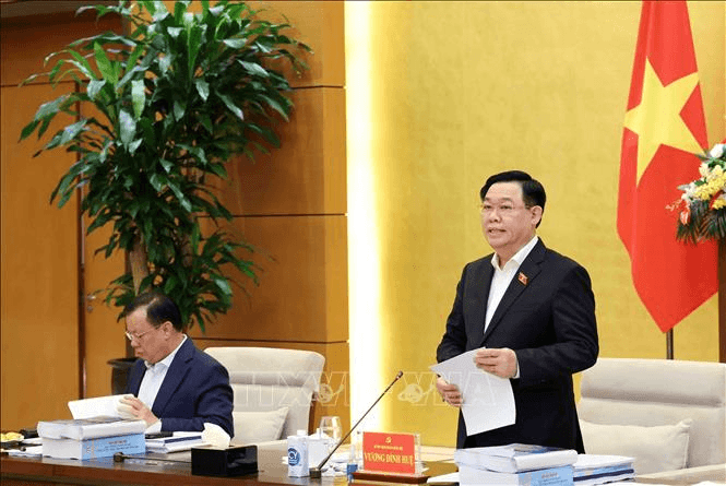 Đảng Đoàn Quốc hội làm việc với Ban Thường vụ Thành ủy Hà Nội
