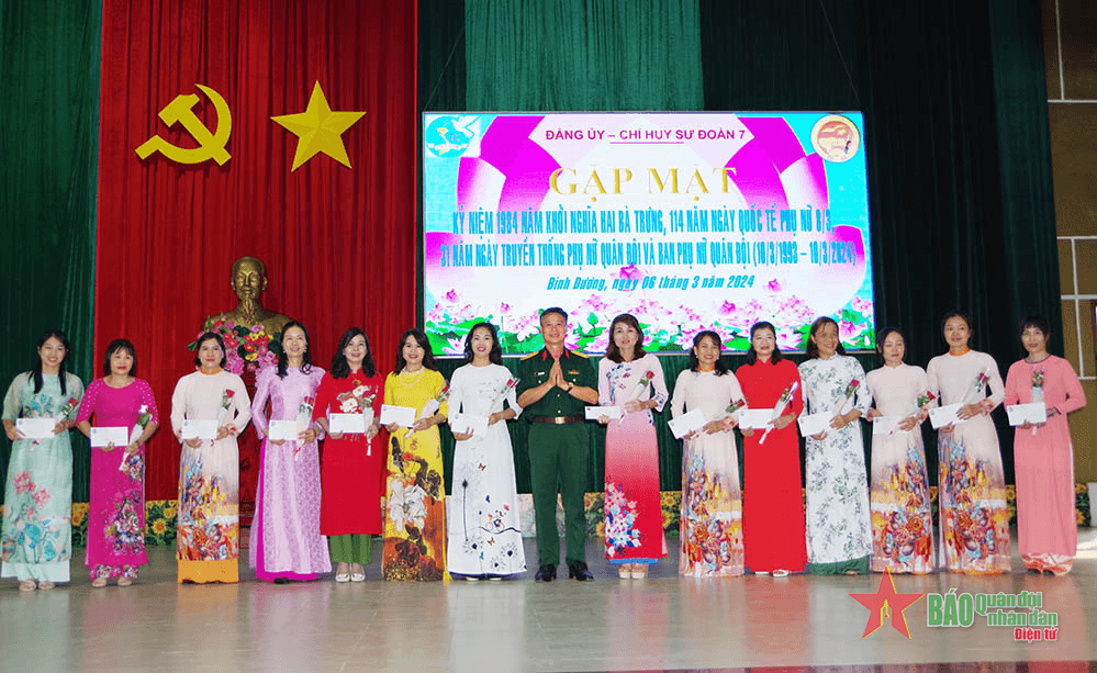 Sư đoàn 7 (Quân đoàn 4) gặp mặt kỷ niệm ngày Quốc tế Phụ nữ