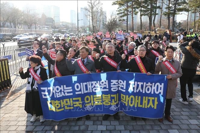 Hỗ trợ tài chính cho cuộc khủng hoảng y tế ở Seoul, Hàn Quốc