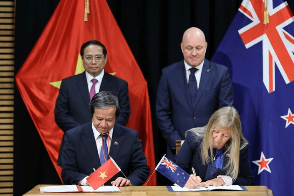 Việt Nam - New Zealand ký kết các văn kiện hợp tác quan trọng