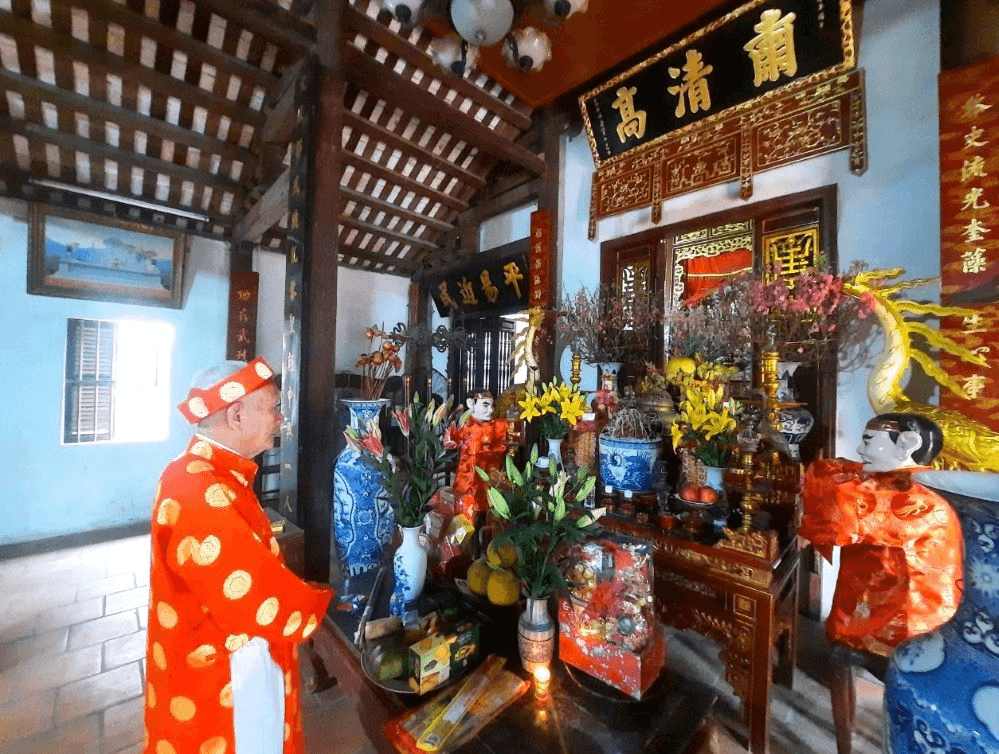 Về thăm nhà thờ Nguyễn Trãi ở Nhị Khê