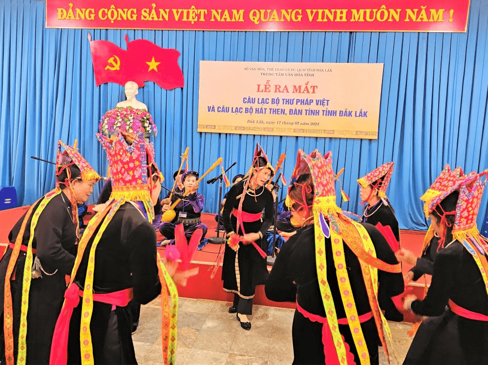 Điệu then giữa đại ngàn Tây Nguyên