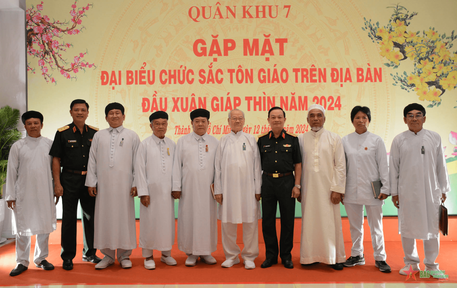 Quân khu 7 xây dựng hơn 400 căn nhà “Tình nghĩa quân-dân” tặng đồng bào các tôn giáo khó khăn