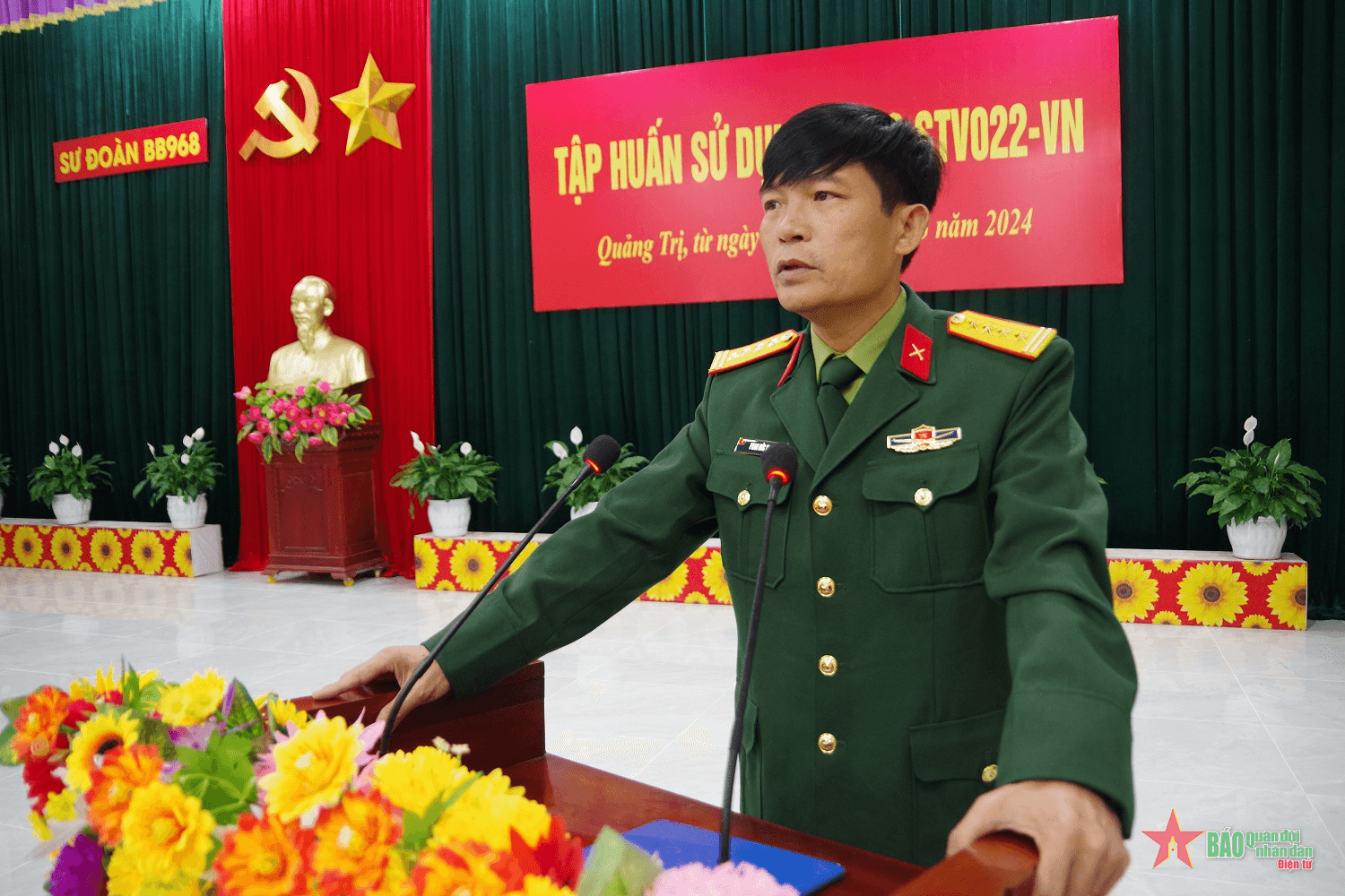 Sư đoàn 968 (Quân khu 4) tập huấn sử dụng súng STV022-VN
