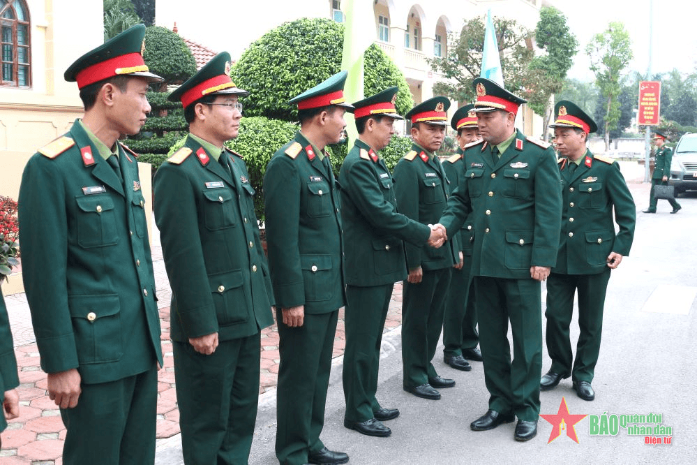 Trung tướng Nguyễn Hồng Thái kiểm tra nắm tình hình các đơn vị