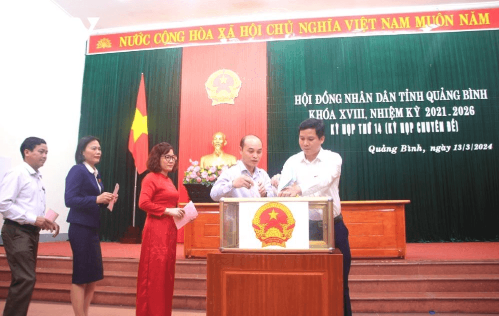 Bầu chức danh Phó chủ tịch HĐND, Phó chủ tịch UBND tỉnh Quảng Bình