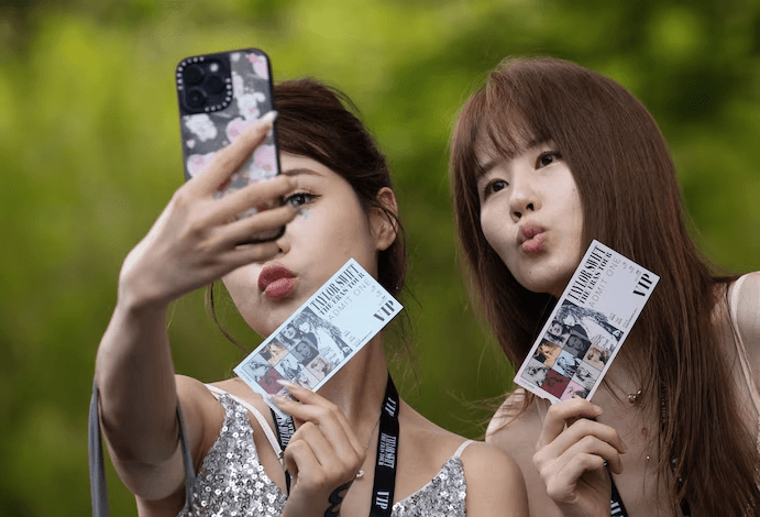 Ngôi sao ca nhạc Taylor Swift thúc đẩy tăng trưởng kinh tế Singapore