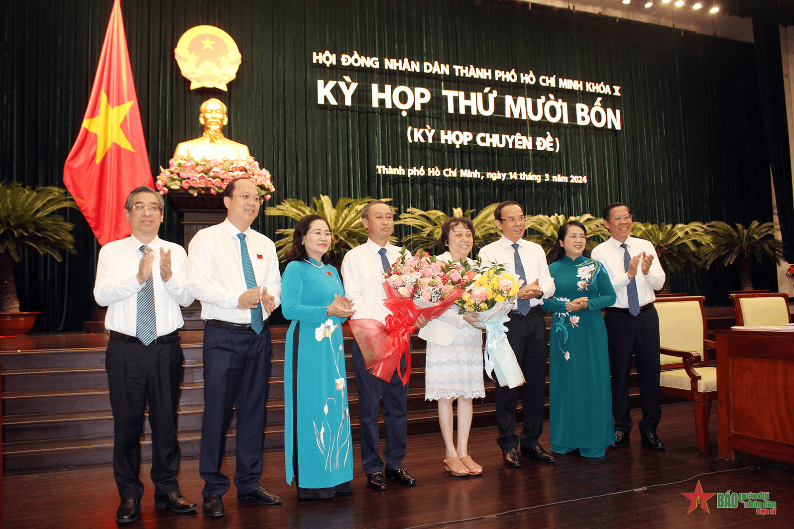 Đồng chí Huỳnh Thanh Nhân được bầu giữ chức Phó chủ tịch HĐND TP Hồ Chí Minh