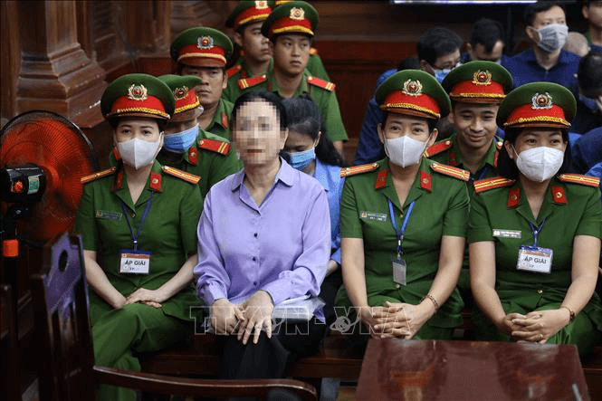 Xét xử sơ thẩm vụ án Vạn Thịnh Phát: Trương Mỹ Lan nhờ gia đình bán hàng loạt bất động sản để khắc phục hậu quả