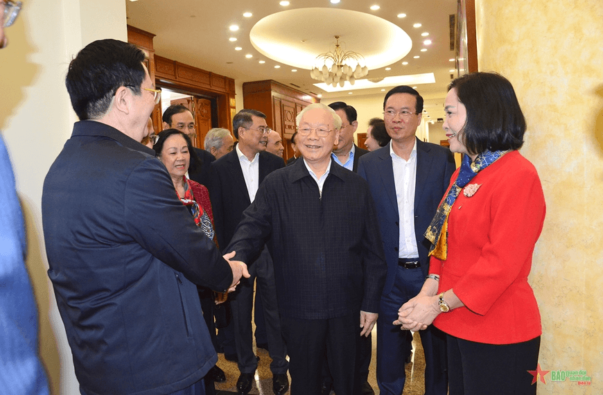 Bản tin thời sự tổng hợp tuần: Định hướng quan trọng cho công tác cán bộ