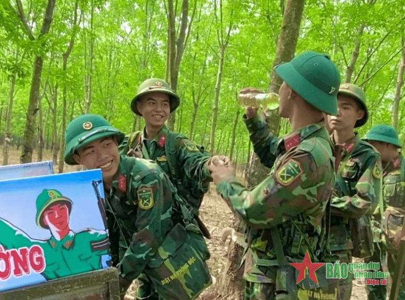 Hiệu quả từ mô hình “Tiếp sức thao trường”