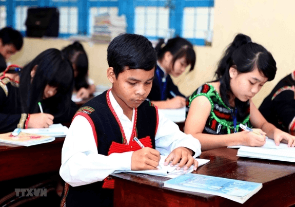 Những đối tượng nào được tuyển sinh vào trường phổ thông dân tộc nội trú?