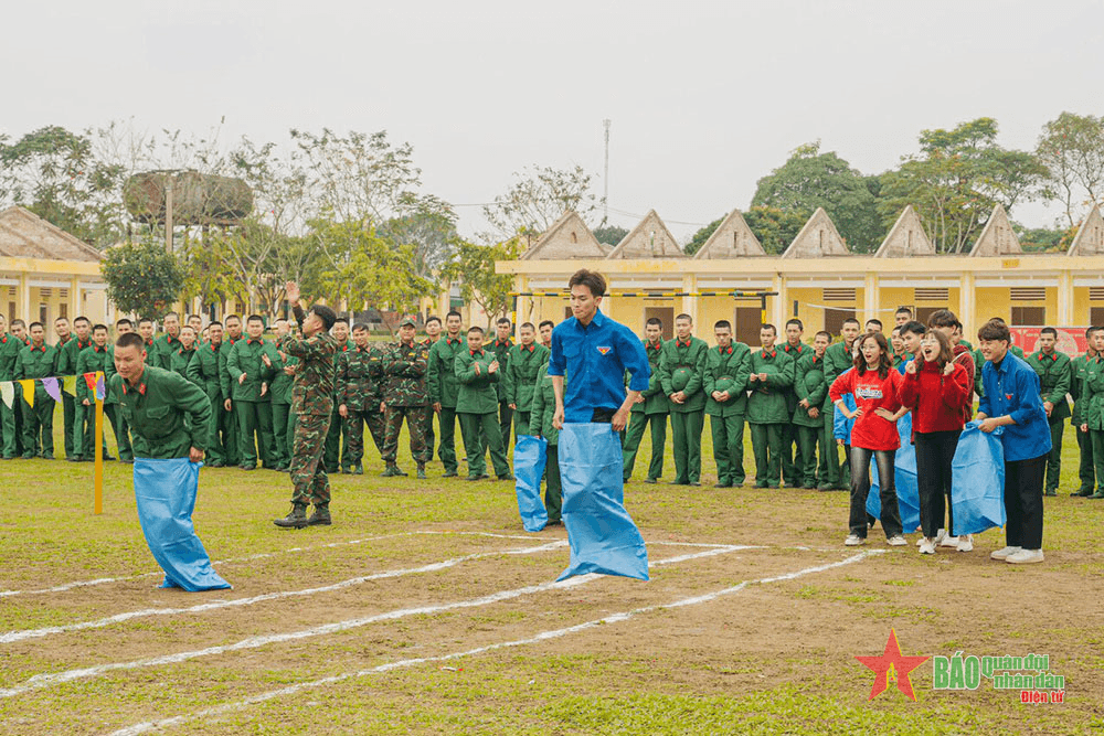 Rộn ràng tháng ba ở “Bốn ba”