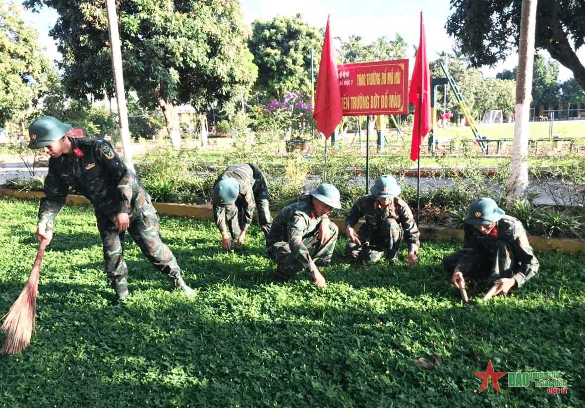 “Ngày chủ nhật xanh” ở Trung đoàn 82