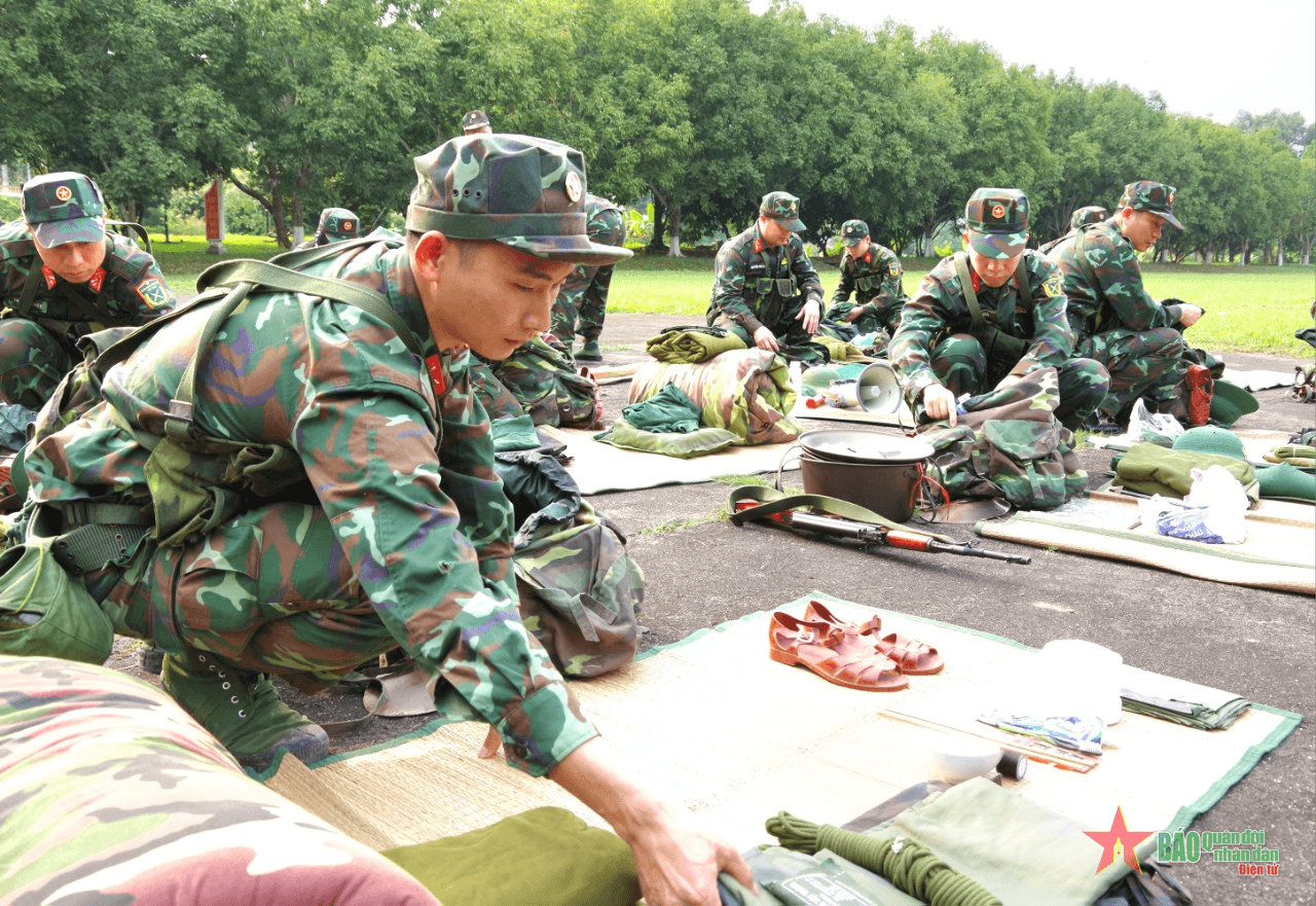 Bộ CHQS tỉnh Tuyên Quang: Luyện tập chuyển trạng thái sẵn sàng chiến đấu năm 2024
