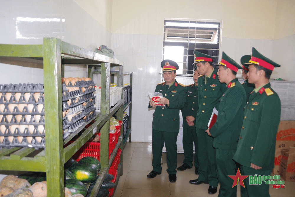 Quân khu 4: Đảm bảo tốt công tác quân nhu cho chiến sĩ mới