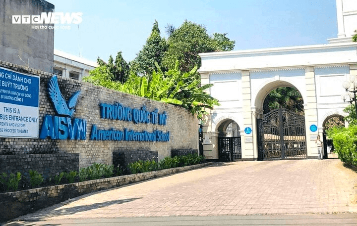 Lăng kính văn hóa: Đừng thương mại hóa giáo dục