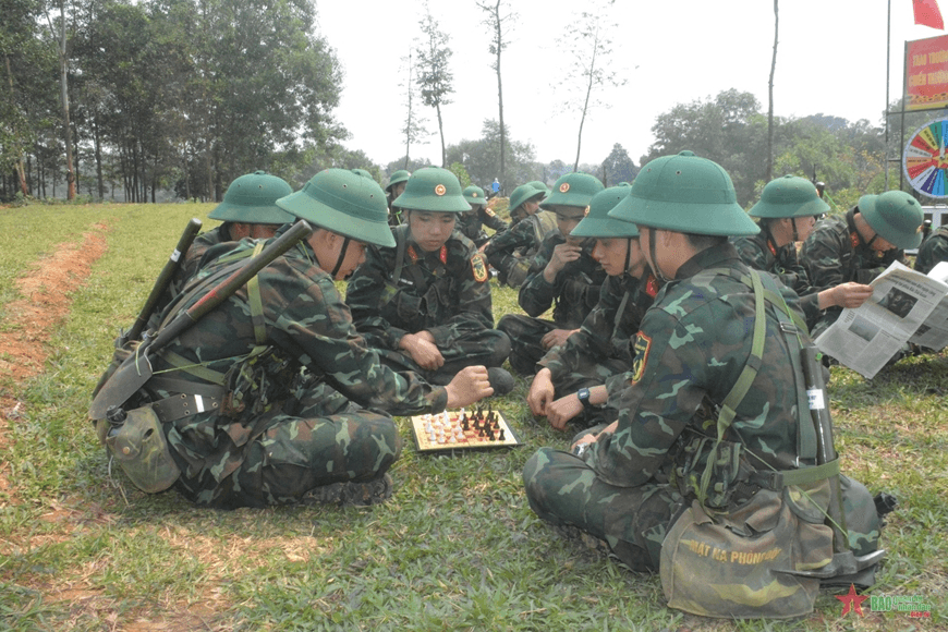 Một ngày với chiến sĩ mới Đoàn Pháo binh Anh dũng