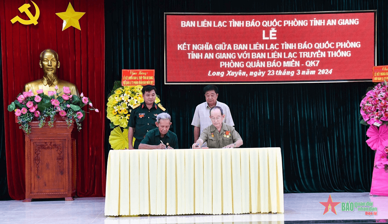 An Giang: Ban Liên lạc Cựu chiến binh Tình báo quốc phòng kết nghĩa với Ban Liên lạc truyền thống phòng Quân báo Miền