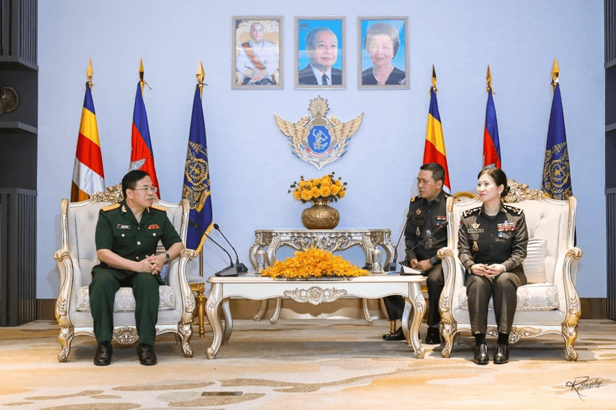Tăng cường hợp tác Việt Nam - Campuchia trong lĩnh vực pháp luật quân sự, quốc phòng