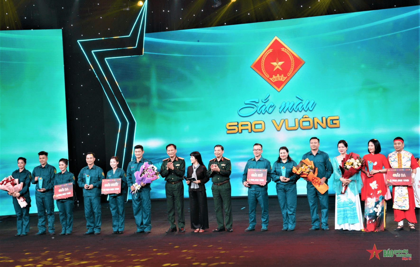 Hào hứng, sôi động với “Sắc màu sao vuông”