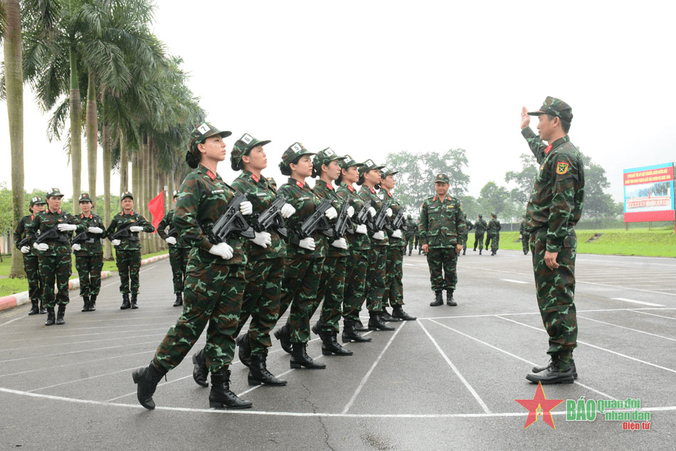Chính quy từ tư duy đến hành động trong luyện tập diễu binh, diễu hành